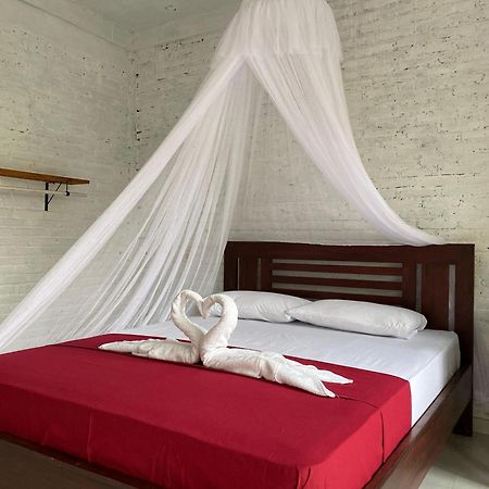 Alen'S Stay&Surf Airsatang Dış mekan fotoğraf